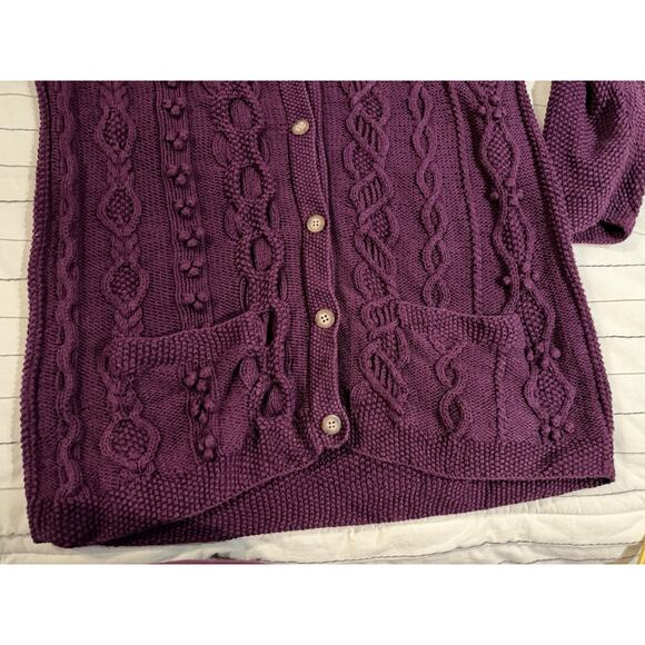 LL Bean | Vtg. Women’s Wool Blend Cableknit Button Cardigan Sweater- Size Large - Picture 2 of 6
